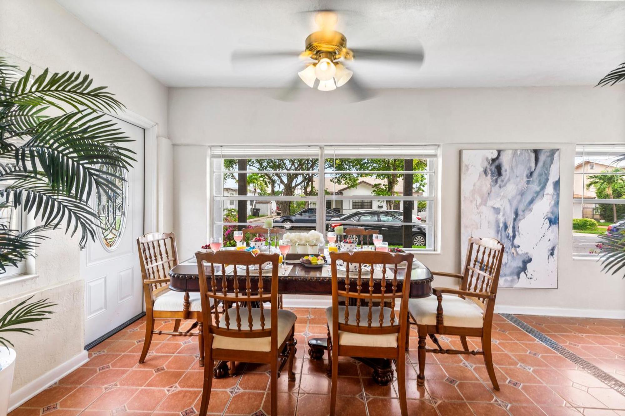 Chic Downtown Vacation Home And Guest Home West Palm Beach Luaran gambar